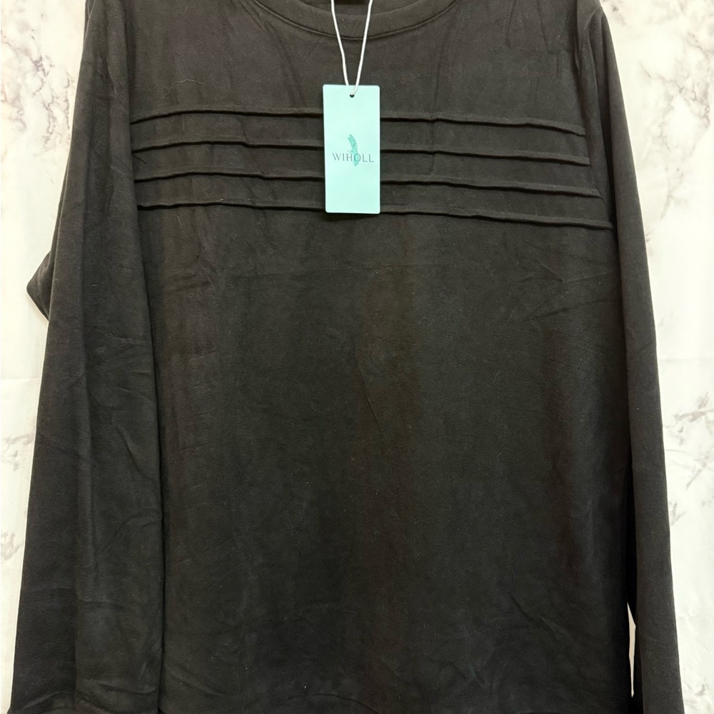 New Wiholl Black Long Sleeve Top with Pintuck Detail